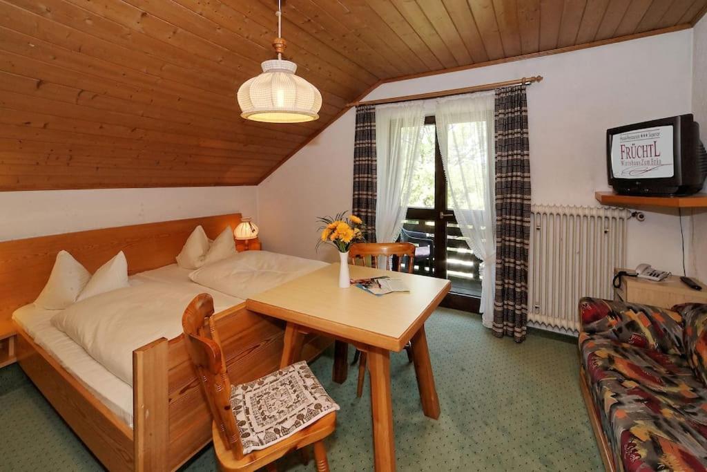 Haus Jupp Hotel Zandt Ngoại thất bức ảnh